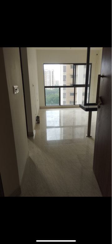 Room in 1 BHK Apartment at Lodha Quality Home Tower 2, Saket Complex – for Rent