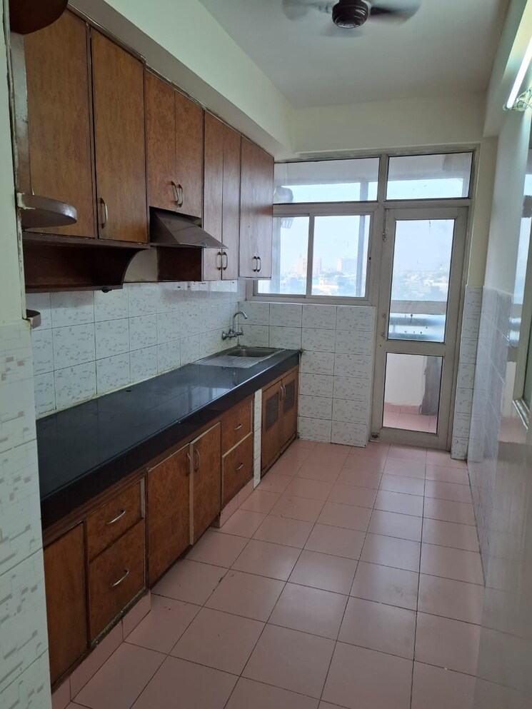 Kitchen, mahindra-luminare 3 Bedroom 2985 Sq.Ft. Apartment In Sector 59 Gurgaon 9047432