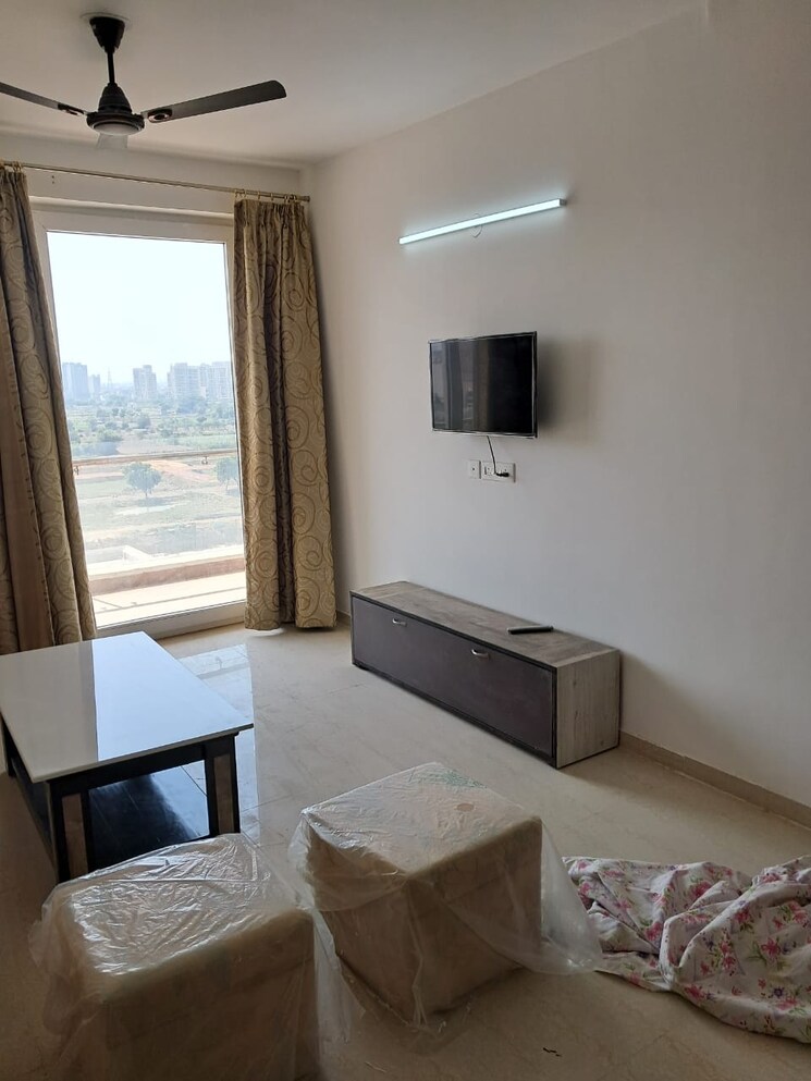 Living Room, omaxe-royal-residency-faridabad 3 Bedroom 1925 Sq.Ft. Apartment In Sector 79 Faridabad 9047460