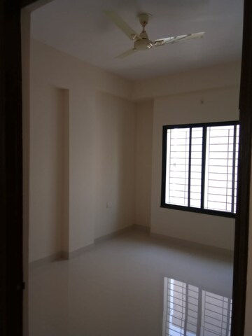 Room in 3 BHK Apartment at Jaripatka – for Rent