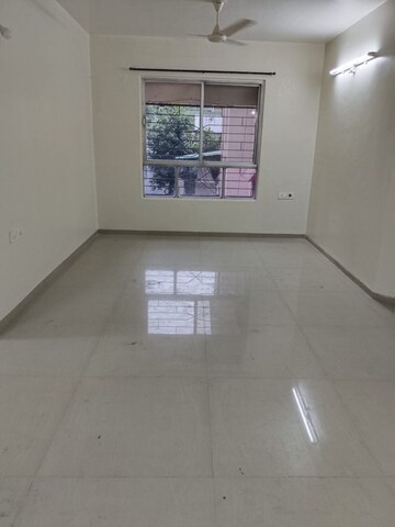 Room in 2 BHK Apartment at Nirmiti Ragdari Apartments, Aundh – for Rent