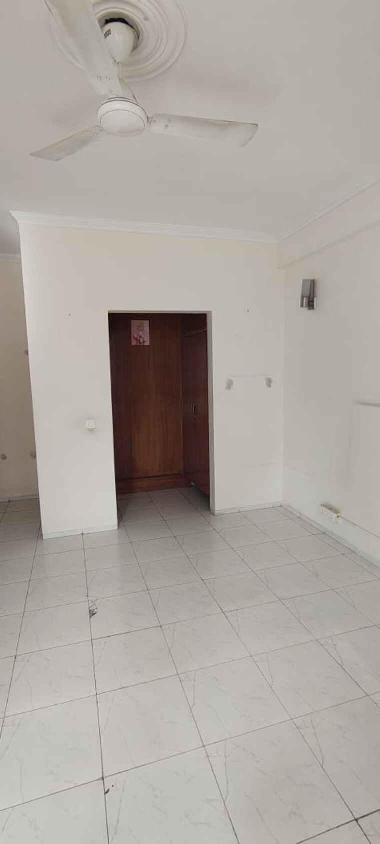 Room, vatika-city 3 Bedroom 2661 Sq.Ft. Apartment In Sector 49 Gurgaon 9047497