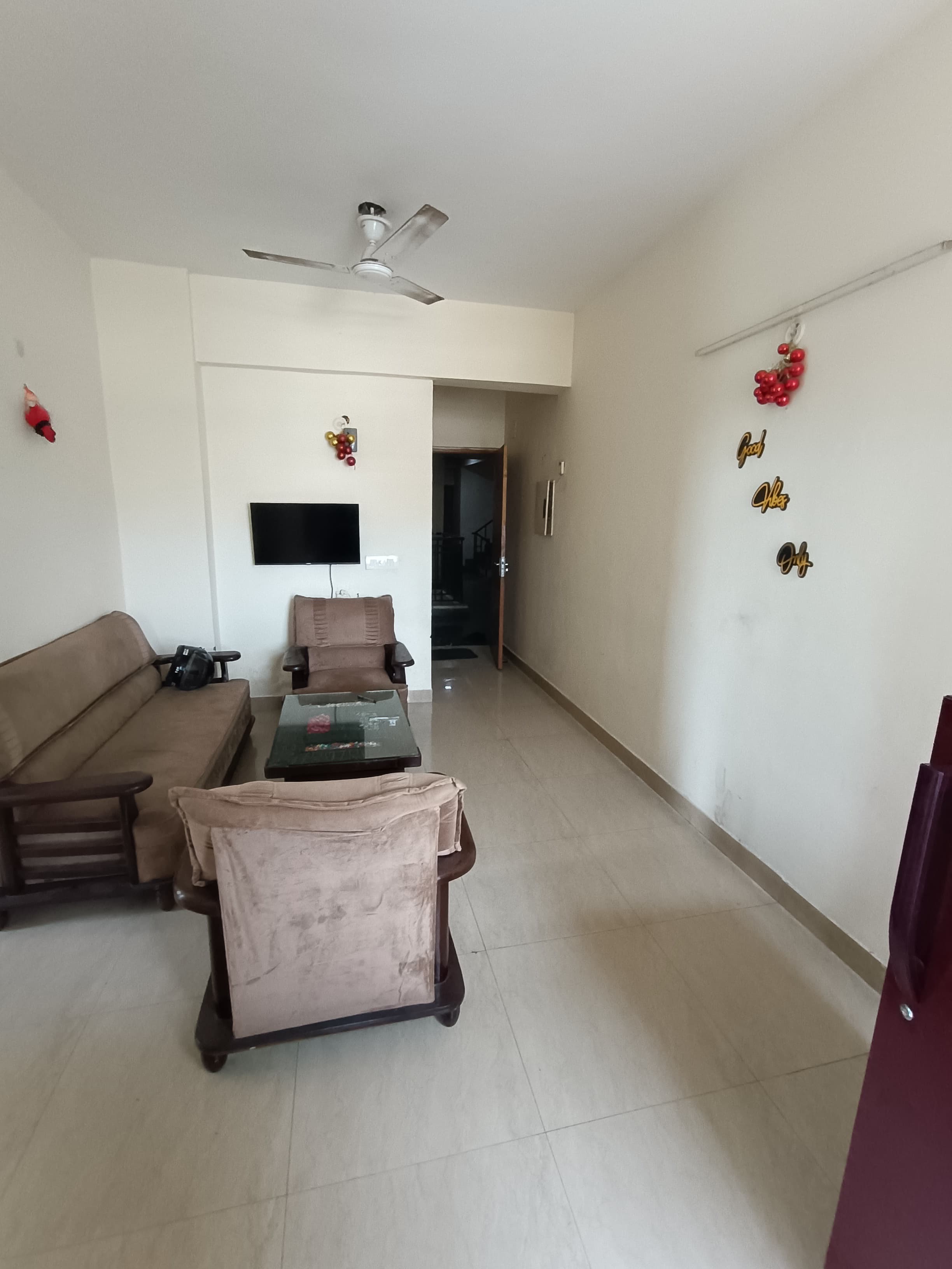 2 BHK 800 Sq.Ft. Apartment in Shree Vardhman Mantra