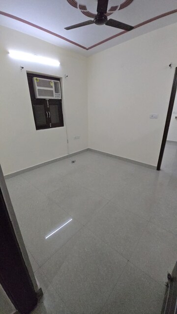 Room in 2 BHK Builder Floor at RWA Neelkanth Apartment II, Burari – for Rent