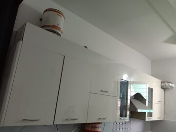 Furnished Amenities in 2.5 BHK Builder Floor at Sector 43 – for Rent