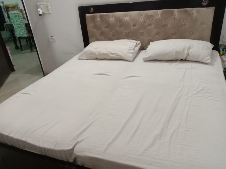 Bathroom, sector 43 2.5 Bedroom 960 Sq.Ft. Builder Floor In Sector 43 Faridabad 9047573