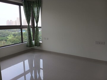 Furnished Amenities in 2 BHK Apartment at Kalpataru Paramount, Kapur Bawdi – for Rent