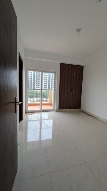 Room in 2 BHK Apartment at Aditya Park Town, Mahurali – for Sale
