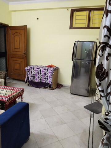 Living Room in 1 BHK Apartment at Khirki Extension – for Rent