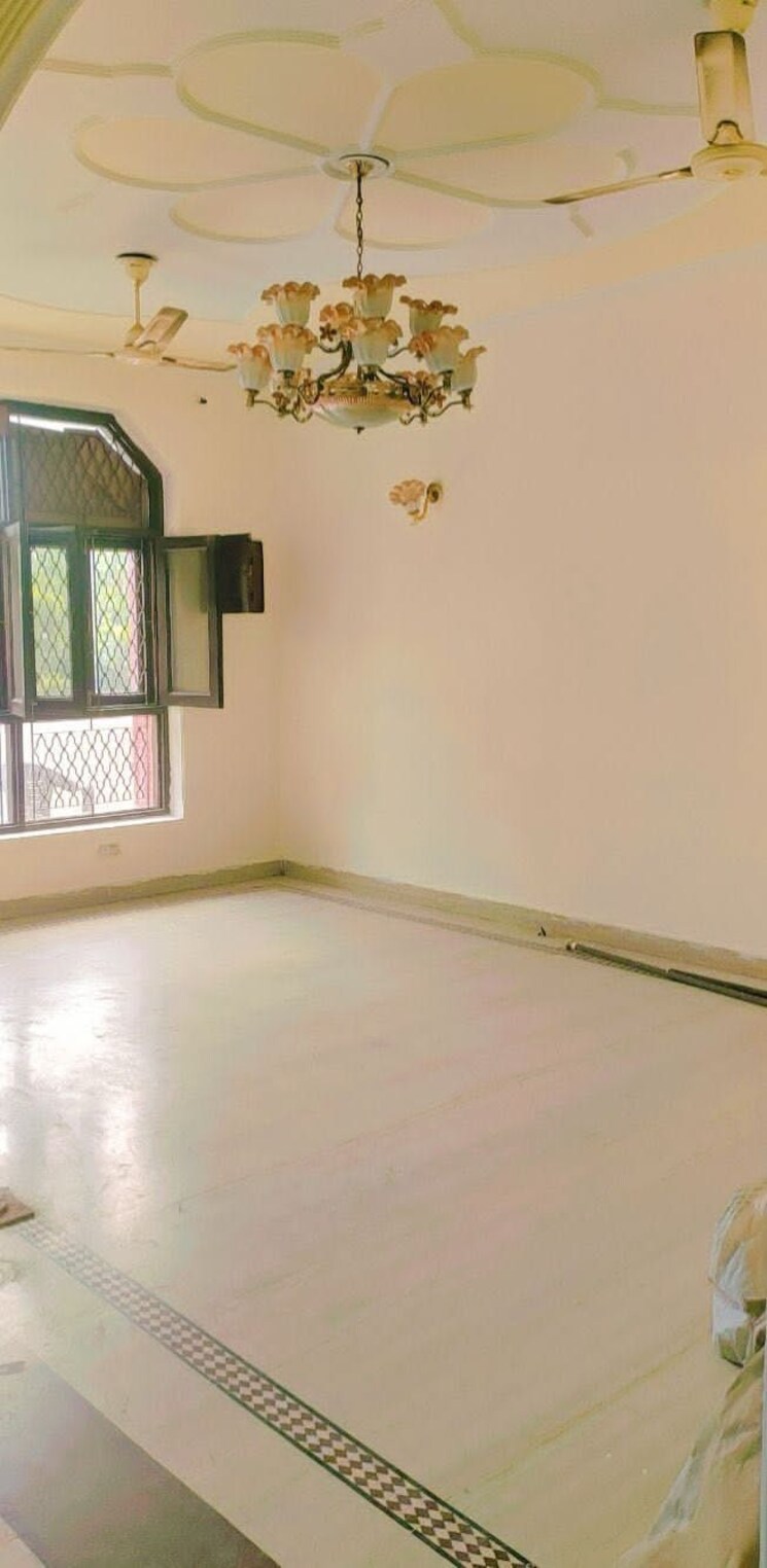 Room, rwa-apartments-sector-41 3 Bedroom 1800 Sq.Ft. Builder Floor In Sector 41 Noida 9047706