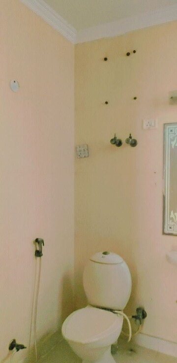 Bathroom in 3 BHK Builder Floor at RWA Apartments Sector 41, Sector 41 – for Rent