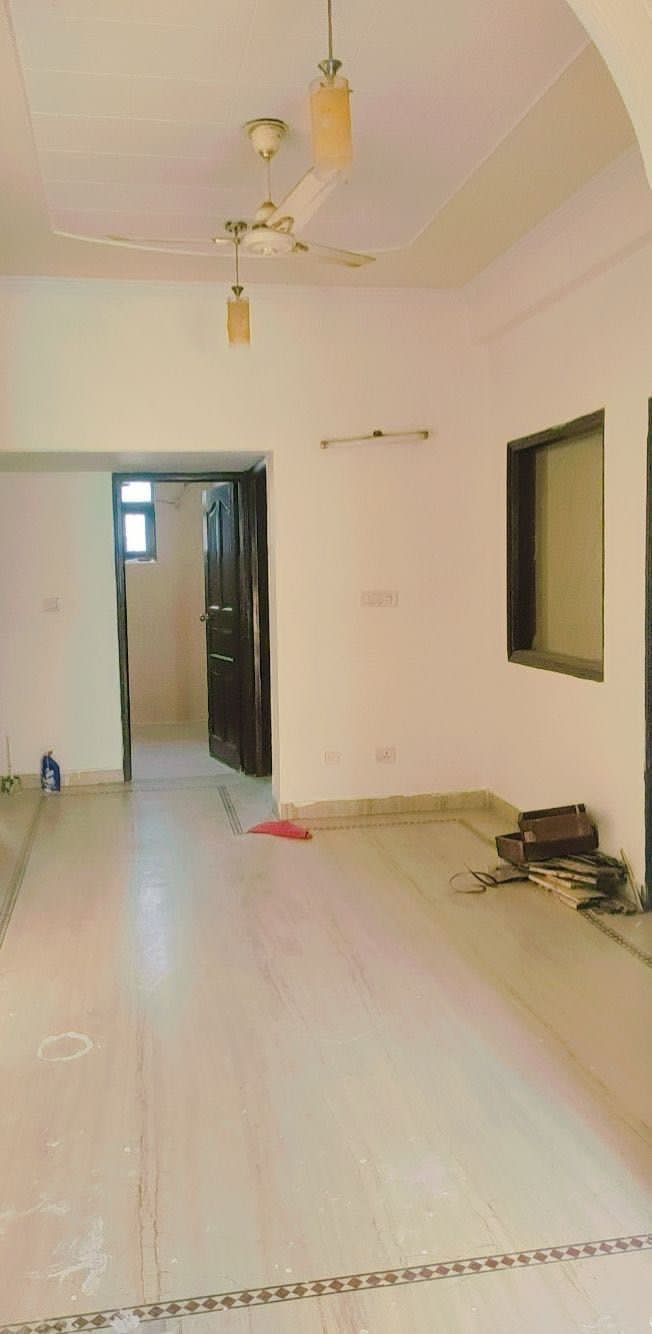 3 BHK + Pooja Room Builder Floor For Rent in RWA Apartments Sector 41