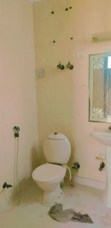 Bathroom in 3 BHK Builder Floor at RWA Apartments Sector 41, Sector 41 – for Rent
