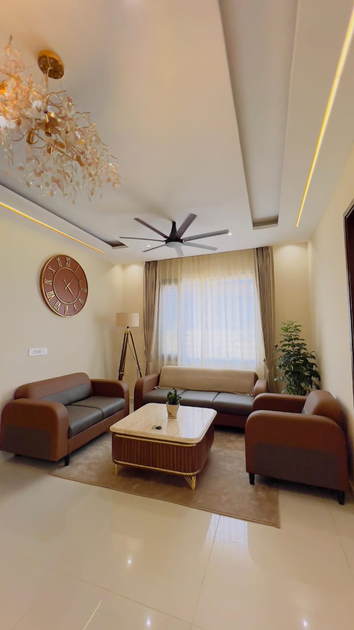 1.5 BHK Builder Floor For Rent in Vile Parle West