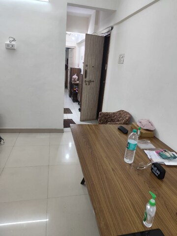 Furnished Amenities in 1.5 BHK Apartment at Kamla Airbus, Andheri East – for Rent