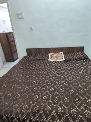 Bedroom in 1.5 BHK Apartment at Kamla Airbus, Andheri East – for Rent