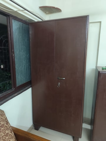Furnished Amenities in 1.5 BHK Apartment at Kamla Airbus, Andheri East – for Rent