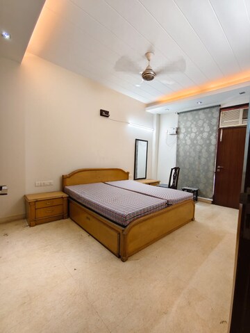 Bedroom in 3 BHK Builder Floor at RBC II, Sushant Lok I – for Rent