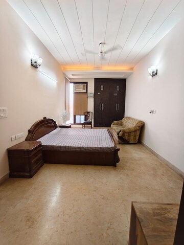 Living Room in 3 BHK Builder Floor at RBC II, Sushant Lok I – for Rent