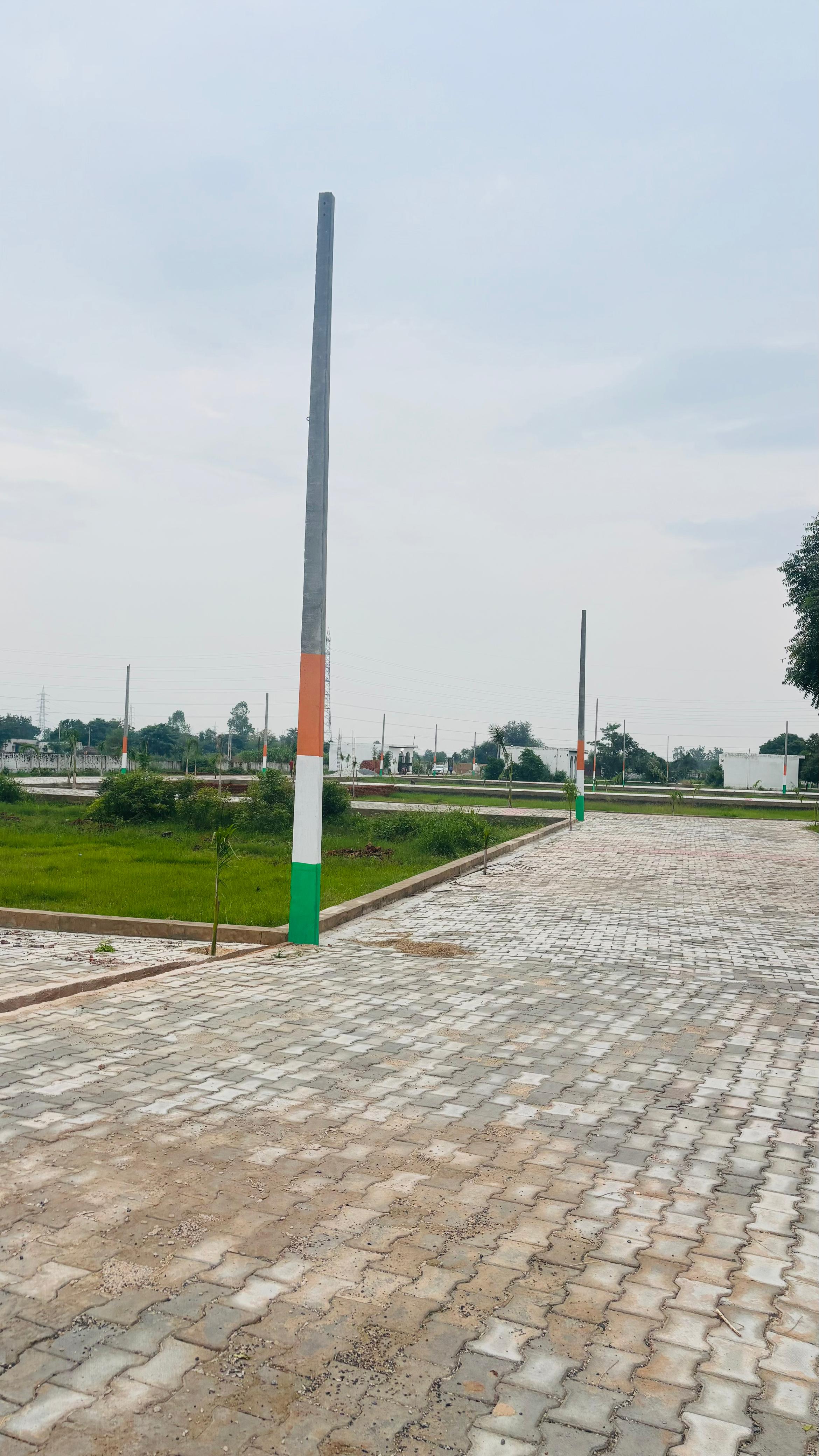 Plot For Sale in Jewar