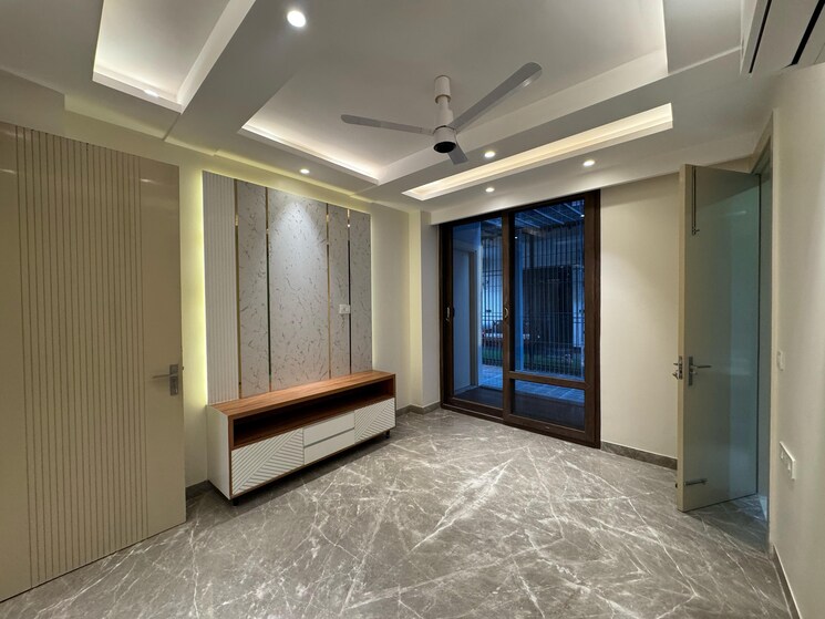 Room, veera-safdarjung-enclave 4 Bedroom 2700 Sq.Ft. Apartment In Safdarjung Enclave Delhi 9047770