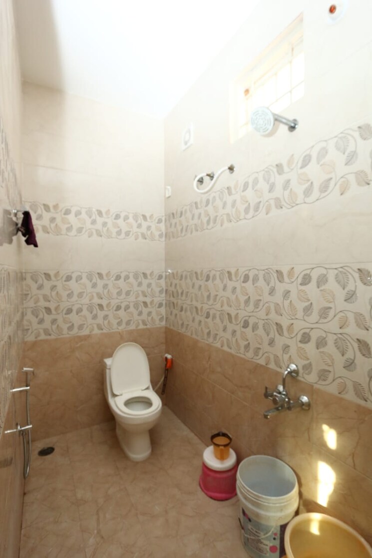 Bathroom, ramamurthy nagar 4 Bedroom 1800 Sq.Ft. Builder Floor In Ramamurthy Nagar Bangalore 9047804