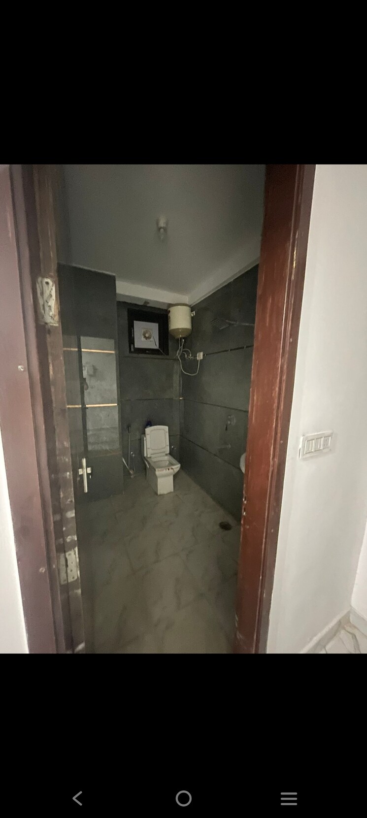 Bathroom, saket 3 Bedroom 1500 Sq.Ft. Builder Floor In Saket Delhi 9047833