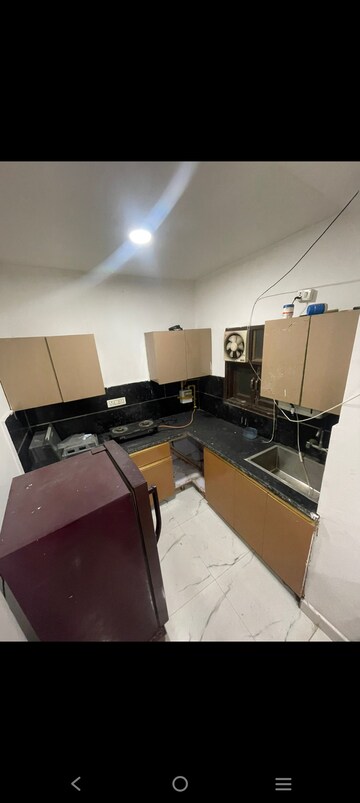 Team Area in 3 BHK Builder Floor at Saket – for Rent