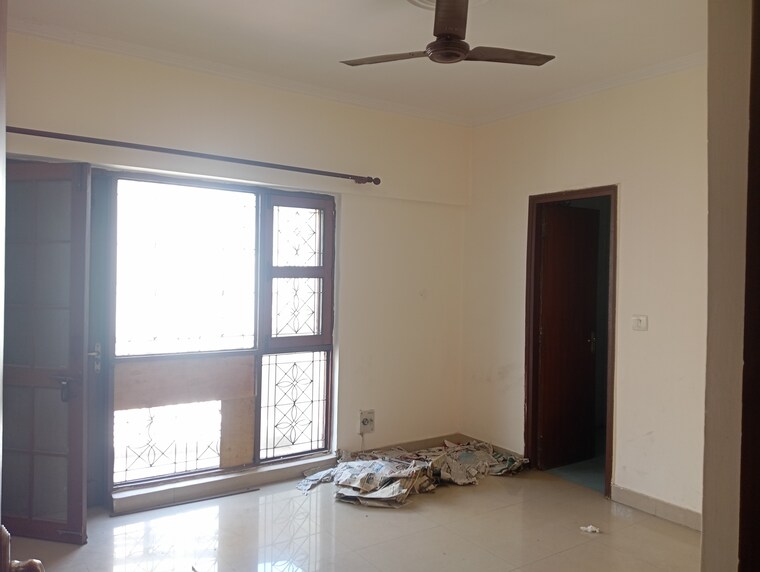 Room, parsvnath-prestige 3 Bedroom 1795 Sq.Ft. Apartment In Sector 93a Noida 9047823