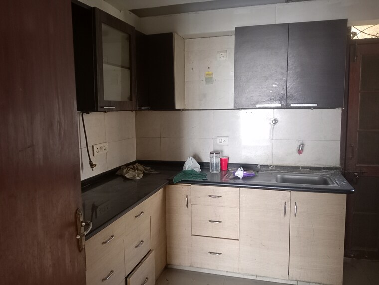 Kitchen, parsvnath-prestige 3 Bedroom 1795 Sq.Ft. Apartment In Sector 93a Noida 9047827