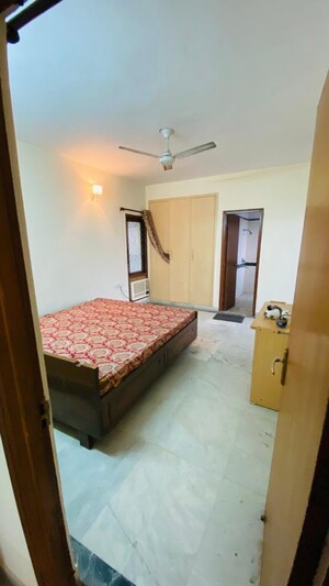 2 BHK Apartment For Sale in KLJ Platinum Heights, Sector 77