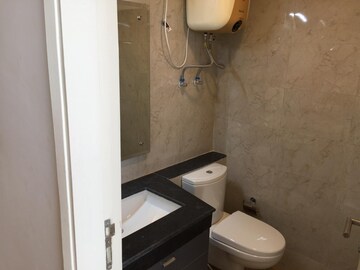 Bathroom in 4 BHK Apartment at Pioneer Park Presidia, Sector 62 – for Rent