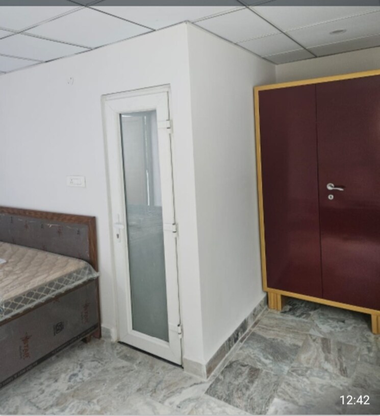 Room, sector 38 2 Bedroom 900 Sq.Ft. Builder Floor In Sector 38 Chandigarh 9047871