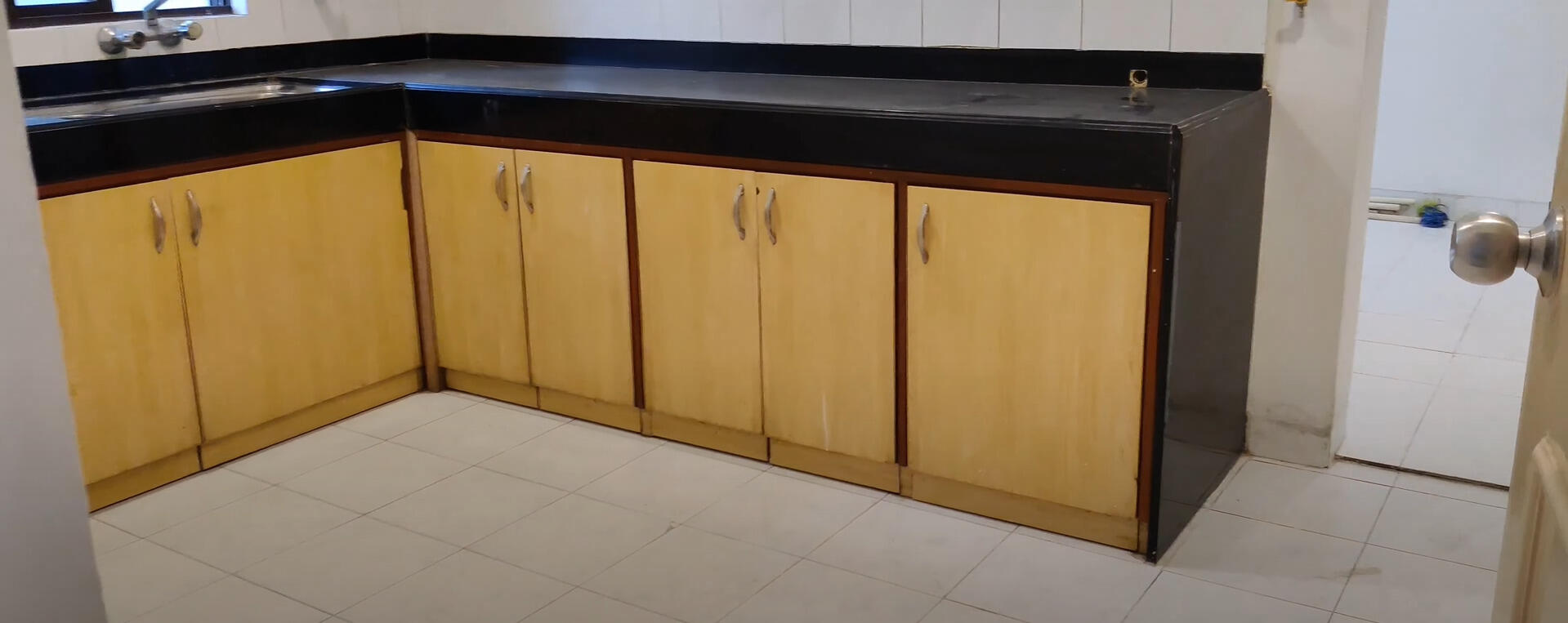 2 BHK + Extra Room Apartment For Rent in Landmark Garden