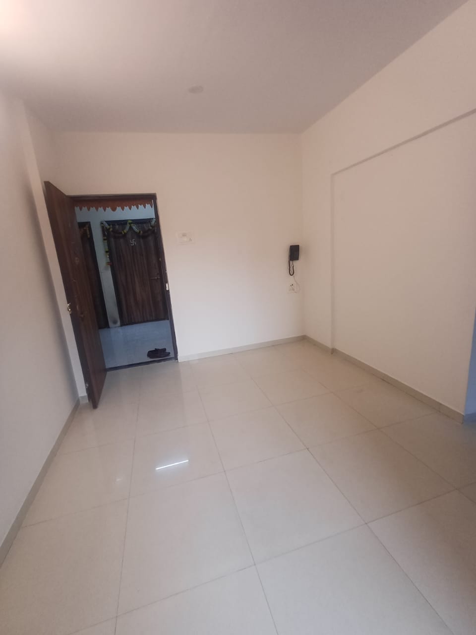 1 BHK + Extra Room Apartment For Rent in Moraj Pride