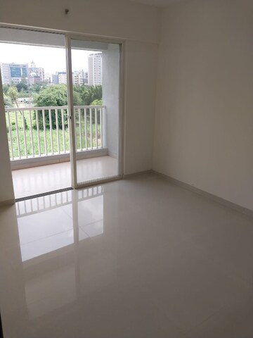 Room in 2 BHK Apartment at Sukhwani Hermosa Casa, Mundhwa – for Rent