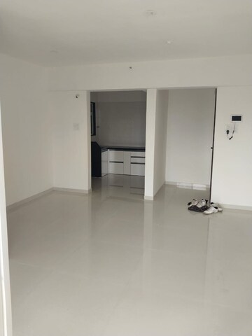 Room in 2 BHK Apartment at Sukhwani Hermosa Casa, Mundhwa – for Rent