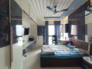 Bedroom in 2 BHK Apartment at Kumar Park Infinia, Fursungi – for Rent