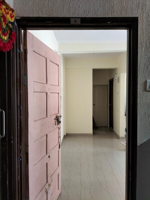 Room in 1 BHK Apartment at Poddar Navjeevan, Atgaon – for Sale