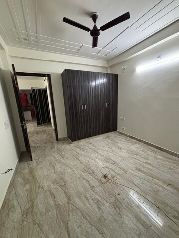 Room in 2 BHK Builder Floor at Sector 45 – for Rent