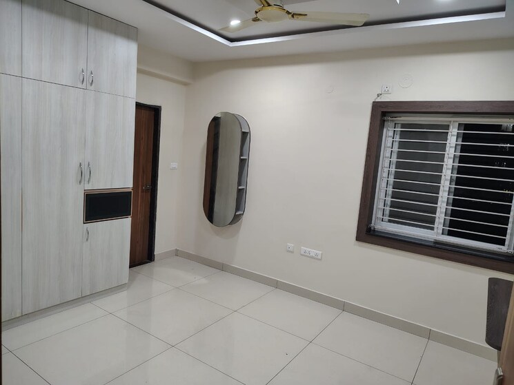 Room, vasavi-sri-nilayam 3 Bedroom 1650 Sq.Ft. Apartment In Lb Nagar Hyderabad 9047644