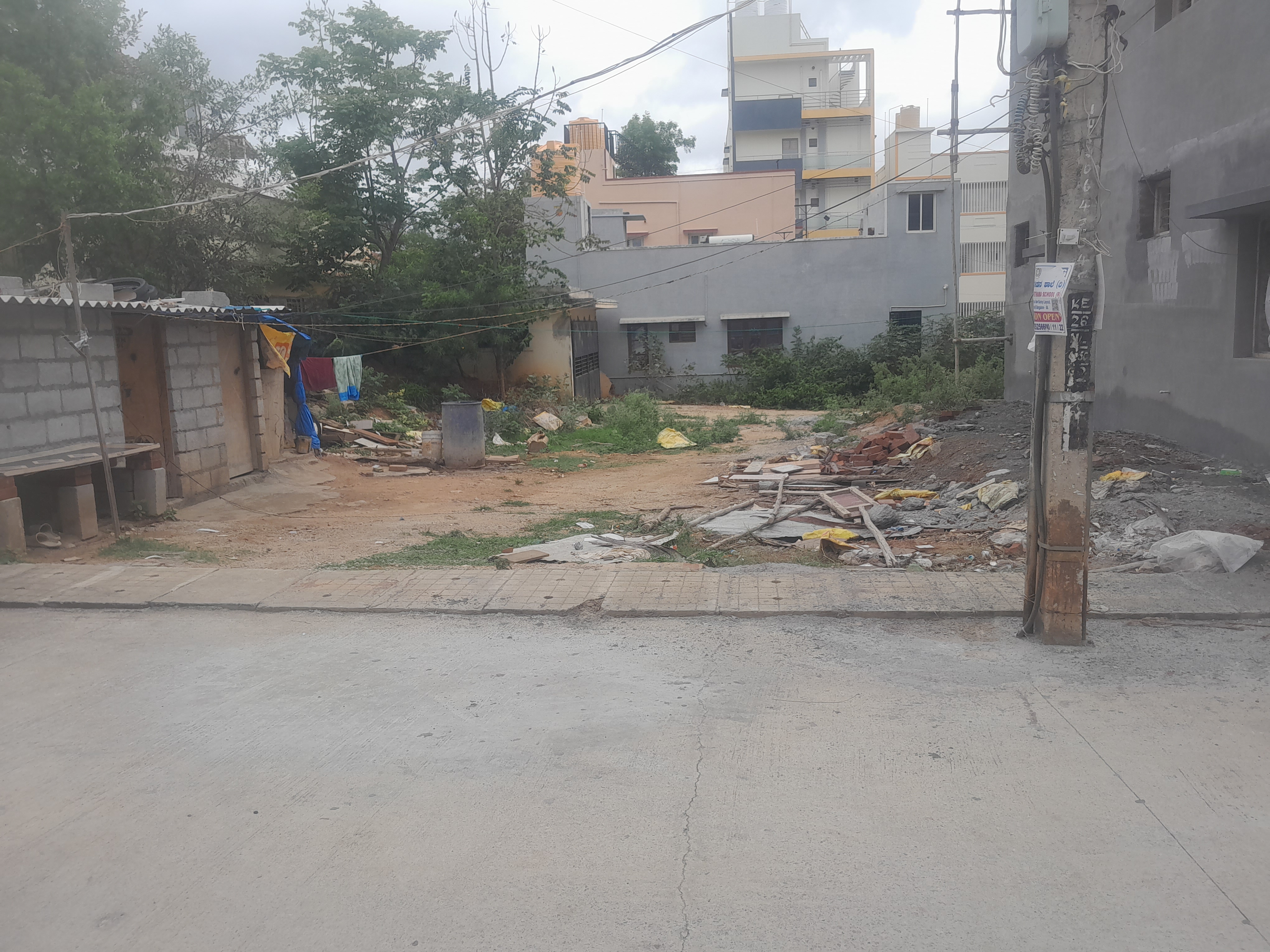 Plot For Sale in NRI Layout