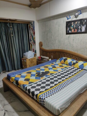 Bedroom in 4 BHK Apartment at Shree Meenakshi CHS, Goregaon East – for Rent