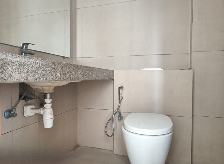 Bathroom, kalpataru-sunrise-grande 2 Bedroom 535 Sq.Ft. Apartment In Kolshet Road Thane 9047990