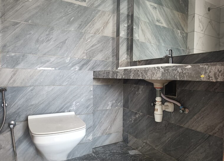 Bathroom, kalpataru-sunrise-grande 2 Bedroom 535 Sq.Ft. Apartment In Kolshet Road Thane 9047990