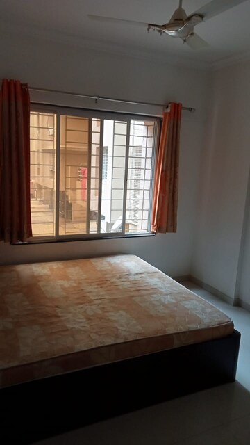 Room in 2 BHK Apartment at Pimple Saudagar – for Rent