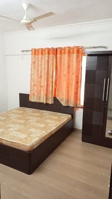 Bedroom in 2 BHK Apartment at Pimple Saudagar – for Rent