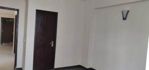Room in 3 BHK Apartment at GH-7 Crossings Republik, Vijay Nagar – for Sale