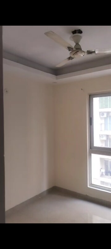 Room in 3 BHK Apartment at Aditya World City, Shahpur Bamheta – for Rent