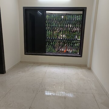 1 BHK Apartment For Rent in Raj Mandir Complex, Hatkesh Udhog Nagar